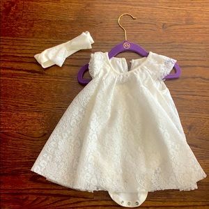 Sleeveless Lace Deess